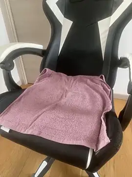 عرض كام Lillymilky