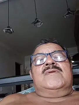 Misterymem63's Live XXX Chat