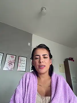 Srta_Jhenny Obrolan Langsung XXX