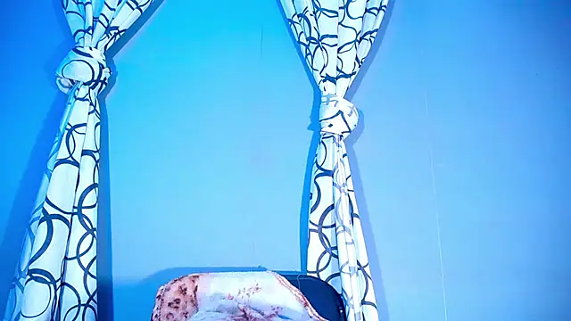 Show modela MariannaGotica na web-kameri