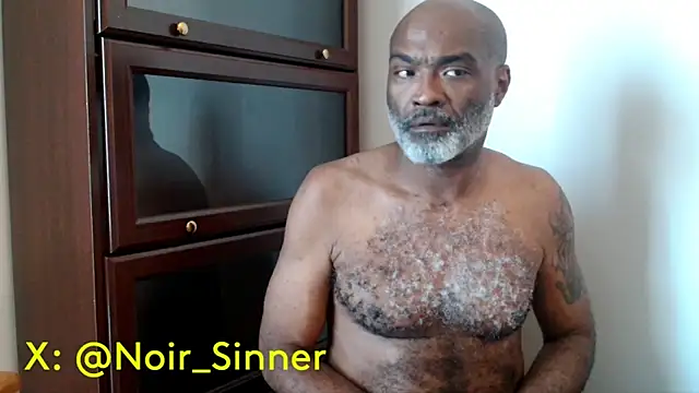 sinnernoir's Live XXX Chat