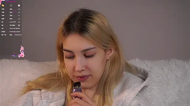XXX chat uživo modela AngelicRice
