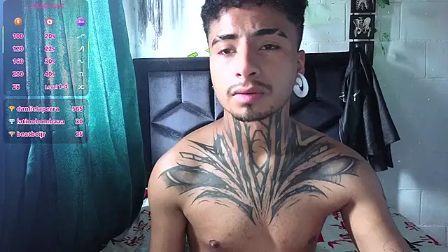 XXX chat uživo modela JuanCamiilo_66