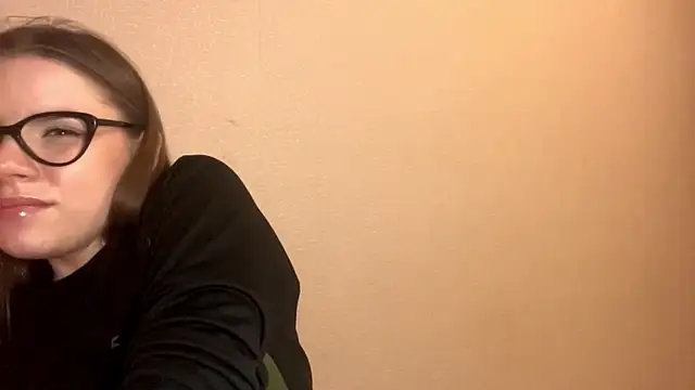 Chat +18 de LeishaRocher ao vivo