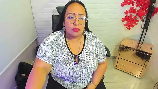 Živý XXX chat Shara_Oz