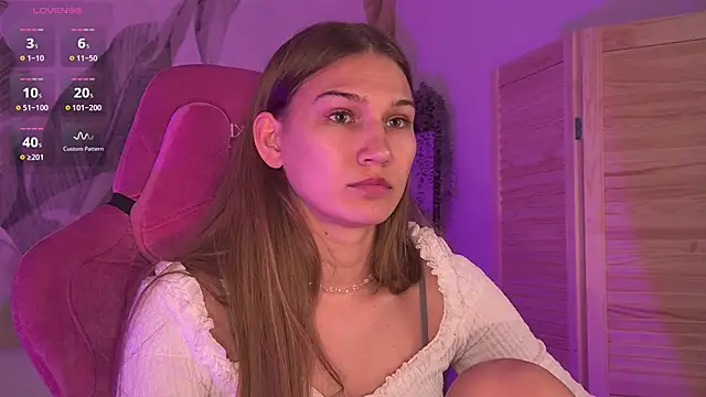 Sweet_Emilya – Naživo XXX chat
