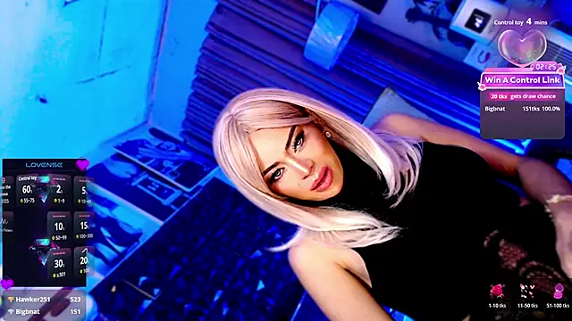 KYLIE_SHEMALE Show Webcam