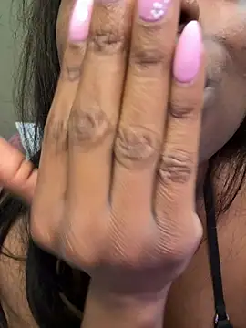 TikaMoon লাইভ XXX চ্যাট