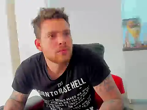 arnold_bekam's Live XXX Chat