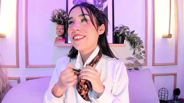 Nanami_ Chat XXX in diretta