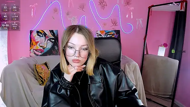 gia_lee_'s Live XXX Chat