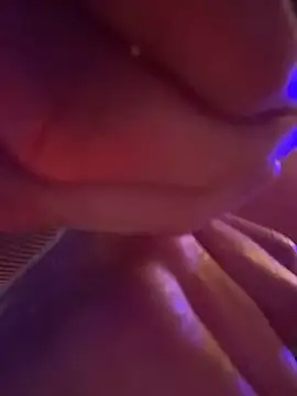 F3ckd0lllucy Webcam-Show