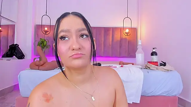 babepolly Adlı Modelin Canlı XXX Sohbeti