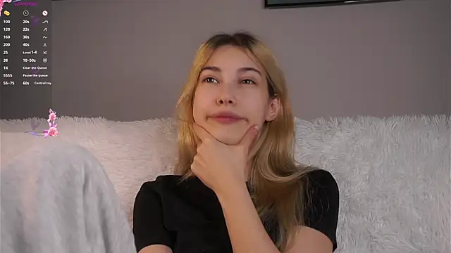 Онлайн чат XXX AngelicRice