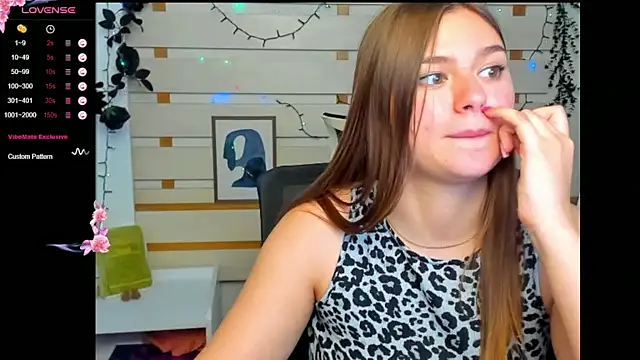 XXX chat uživo modela Josephine_Kiss