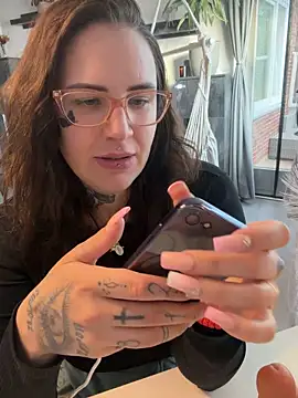 NyxTattoo's Live XXX Chat
