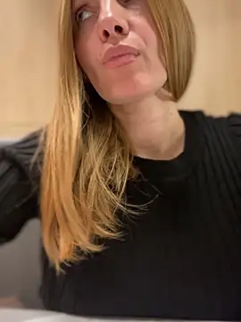 Živý XXX chat miss_darsi