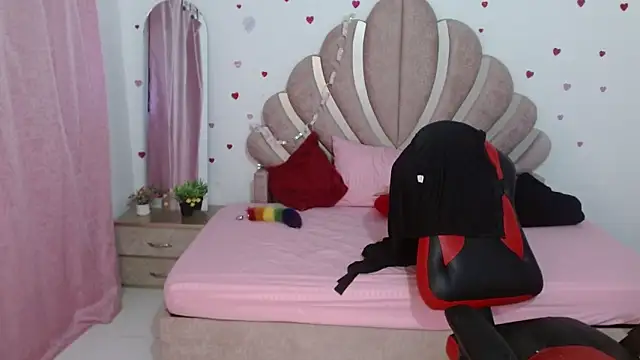 sven_fox723's Live XXX Chat