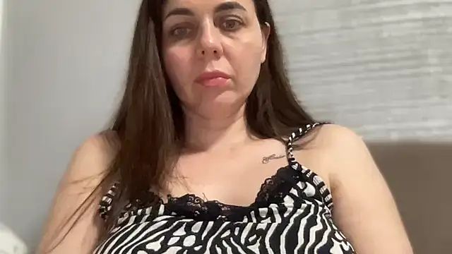 Darsy_Rox's Live XXX Chat