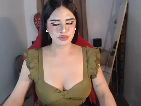 RebeccaTs Show in webcam