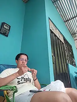Bigassmommy_x's Live XXX Chat