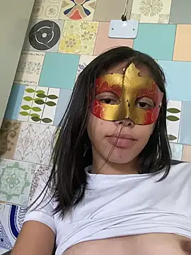 Chat +18 de CherryAnnaXXy ao vivo