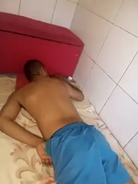 TiagosafadoFortaleza: διαδικτυακό σόου στην κάμερα
