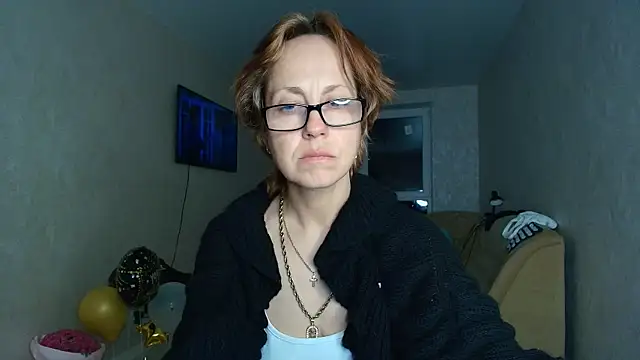 Chatroom XXX en direct de LioraWeiss