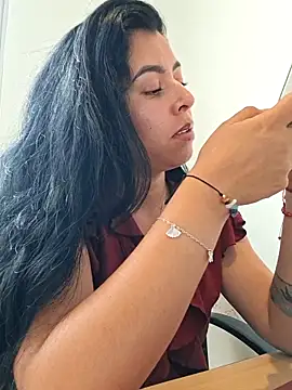 Luianna Chat XXX in diretta