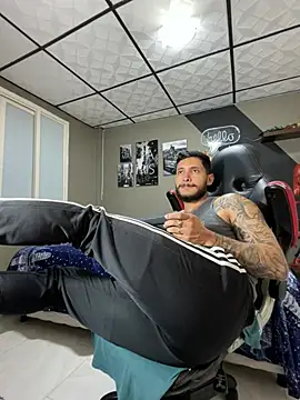 Chat XXX en directo de marcel_crawford96