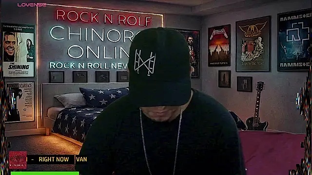 chino_roz Show Webcam