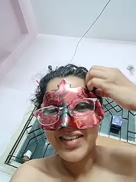 thanusi_2n Live XXX chat