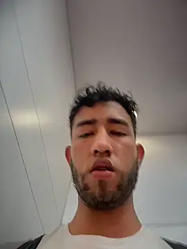 Chat XXX ao vivo de liam_bronw