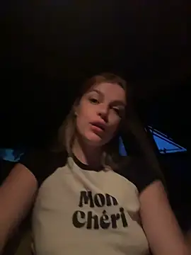 HarrietDart Chat XXX live