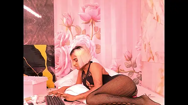 Chatroom XXX en direct de indian_barbie