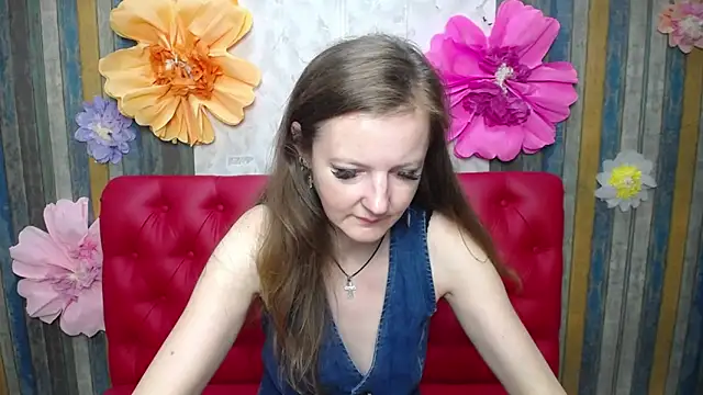 MeganPirs: онлайн-секс-чат