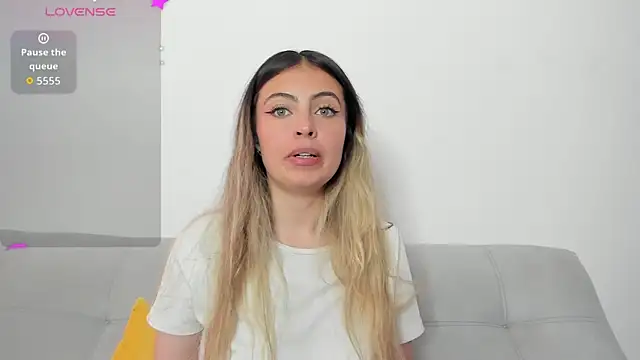 Fernanda_aaaa 现场XXX聊天