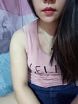 Ngocmai_lazdyのライブXXXチャット