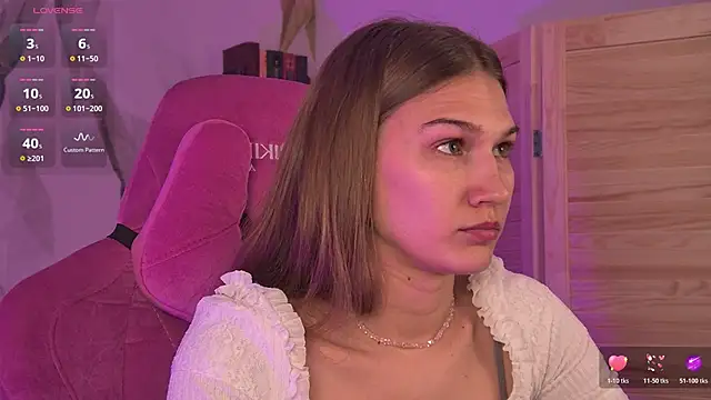 Sweet_Emilya: απευθείας συνομιλία ΧΧΧ