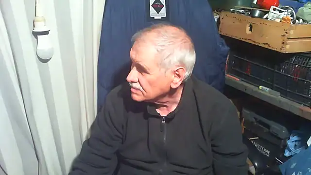 nonnomaturobisex Chat XXX in diretta