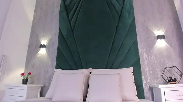 CannelaSmith Live XXX Chat