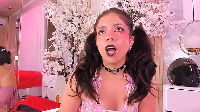 ivannabellini Live XXX-chat