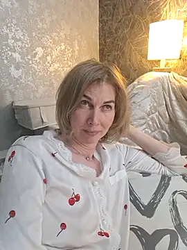 Chat +18 de stellahere8 ao vivo