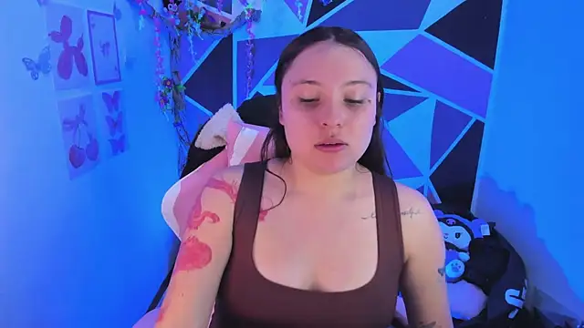 Chat XXX en directo de little_emma0