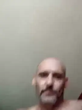 ClydeCan409 live XXX chat