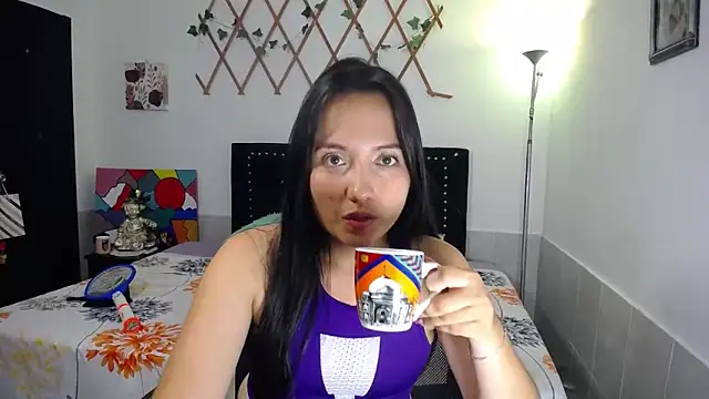 naughty_girl_4u 现场XXX聊天