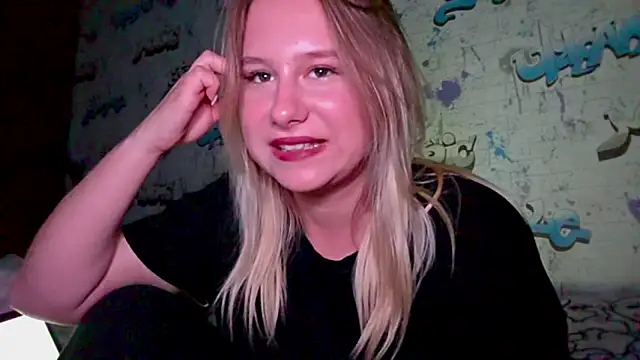 Show modela LidaRutten na web-kameri