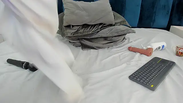 marianaaguii's Live XXX Chat
