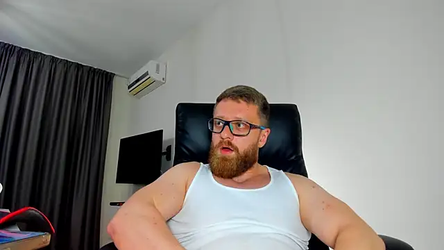 Show modela Findom_guy na web-kameri