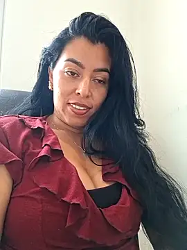Luianna 现场XXX聊天